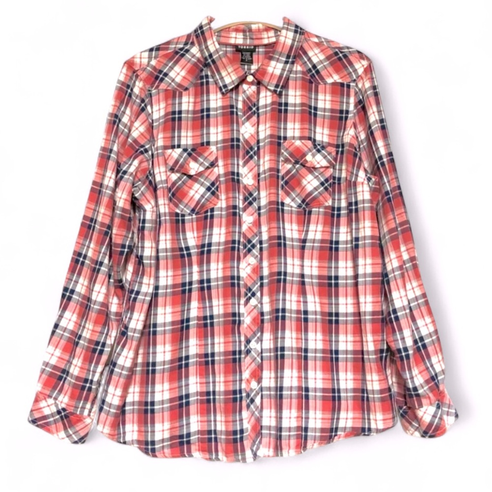 Torrid Plaid Summer Twill Blouse in Red l, White & Dark Blue Size 1XL NWT - Picture 2 of 6
